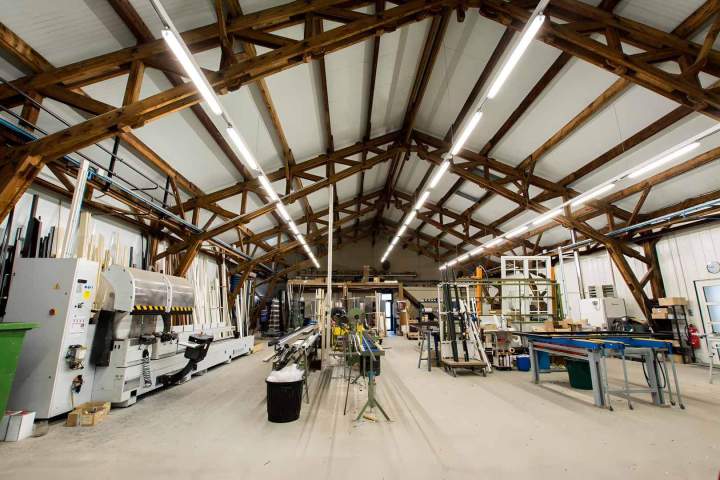 Atelier de fabrication de menuiseries Lot