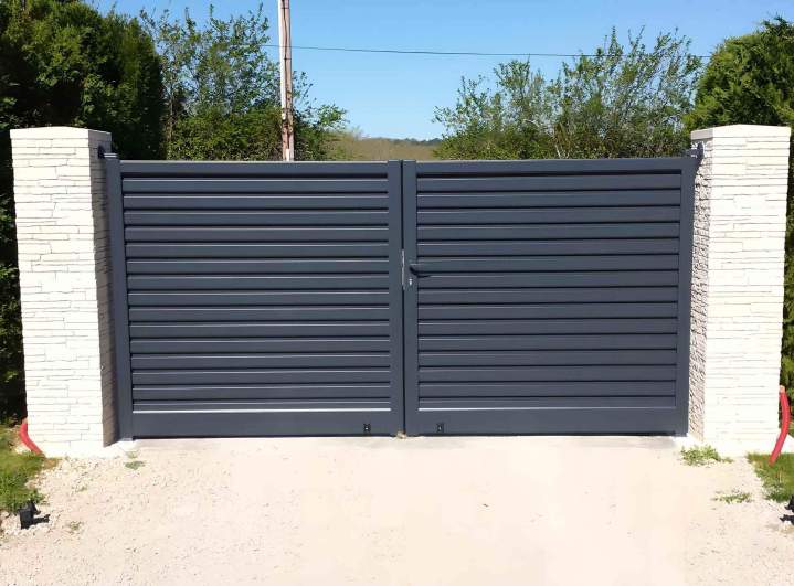 Portails en aluminium Lot